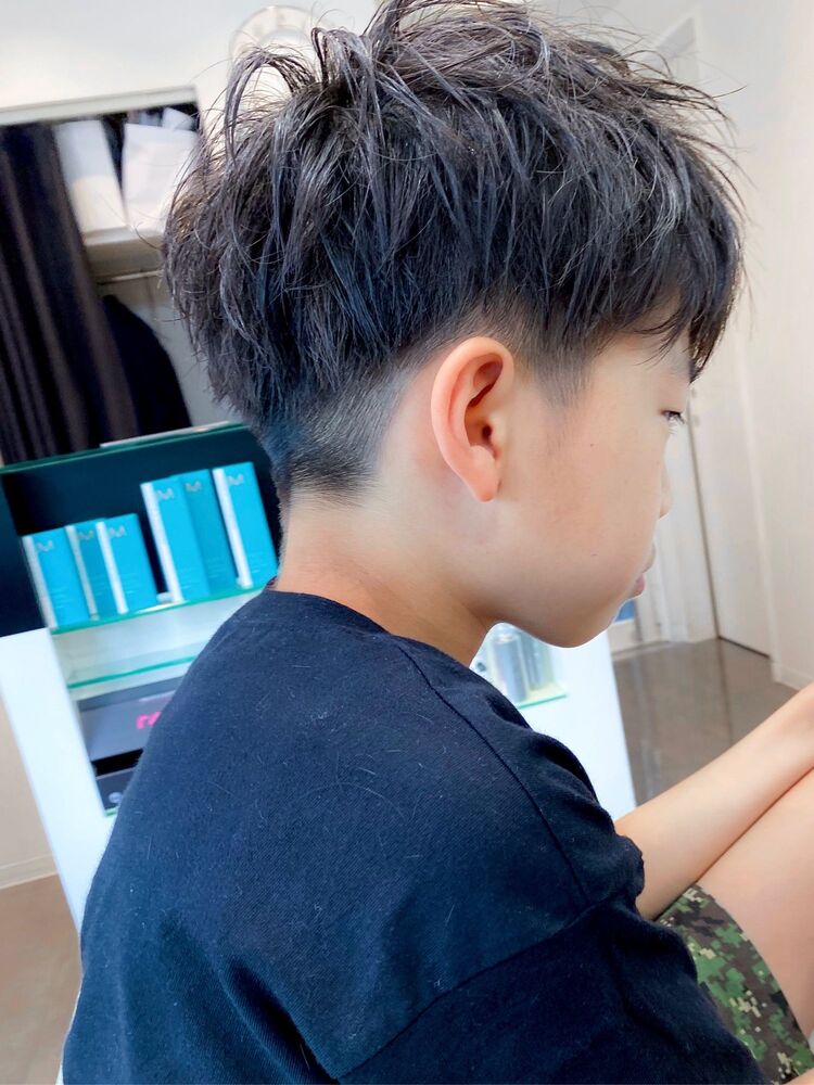 夏のキッズイメチェン とれかけパーマ 刈り上げマッシュ Amoute アムティ Hiro Amouteの髪型 ヘアスタイル ヘアカタログ情報 Yahoo Beauty ヤフービューティー