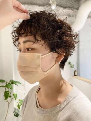 くるくるパーマ ベリーショートの髪型 ヘアスタイル ヘアカタログ 人気順 Yahoo Beauty ヤフービューティー