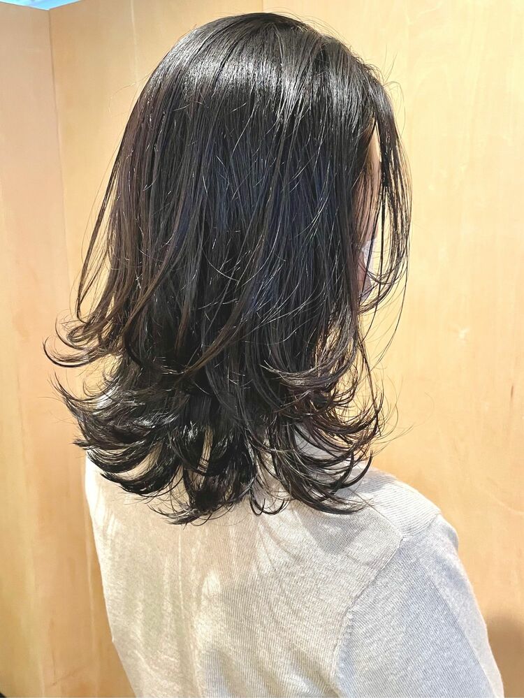 黒髪 ミディアムレイヤースタイル 渡部朋子のヘアスタイル情報 Yahoo Beauty