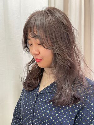 21年夏 ロングパーマ セミロングの新着ヘアスタイル 髪型 ヘアアレンジ Yahoo Beauty