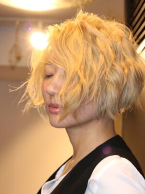 21年秋冬 外人風 ロングの新着ヘアスタイル 髪型 ヘアアレンジ Yahoo Beauty