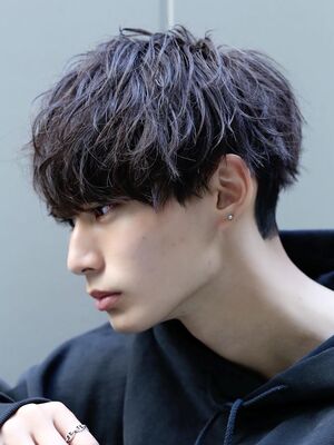 メンズ 前下がりショートの髪型 ヘアスタイル ヘアカタログ 人気順 Yahoo Beauty ヤフービューティー