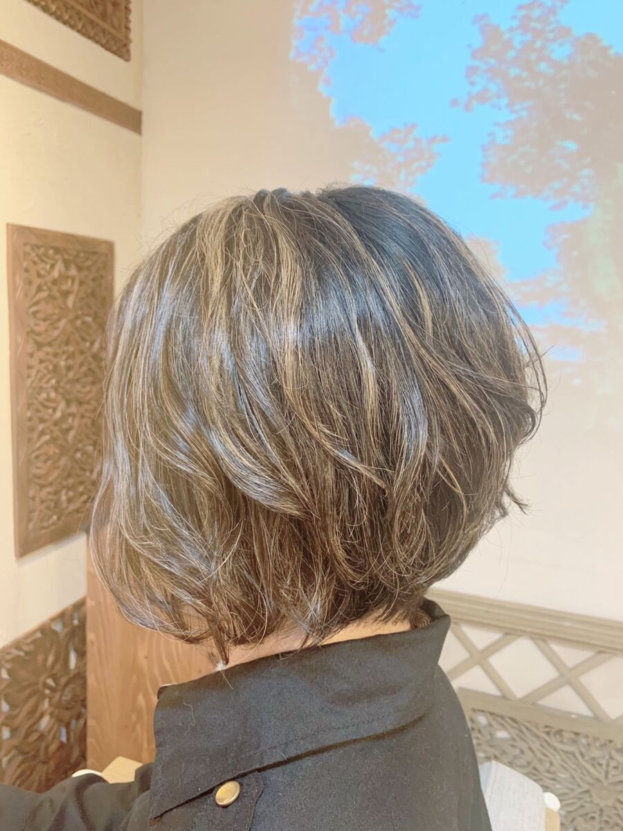 ハイライト / パーマ / ショート/グレイカラー[ヘアリゾート粋enam新宿東口店]｜ヘアリゾート粋 enam 新宿東口店（ヘアリゾートスイ