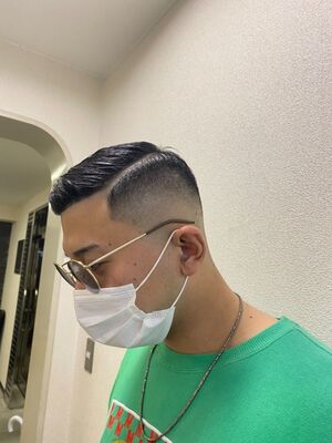 21年秋冬 メンズ グリース ベリーショートの新着ヘアスタイル 髪型 ヘアアレンジ Yahoo Beauty