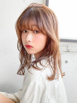 21年夏 韓国パーマ ミディアムの新着ヘアスタイル 髪型 ヘアアレンジ Yahoo Beauty