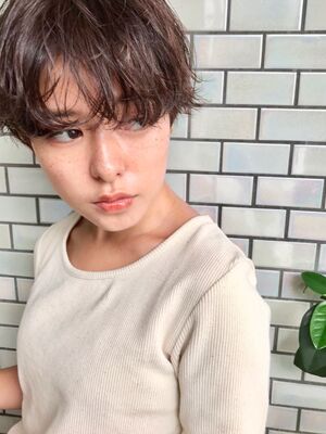21年夏 くせ毛風パーマ ベリーショートの新着ヘアスタイル 髪型 ヘアアレンジ Yahoo Beauty