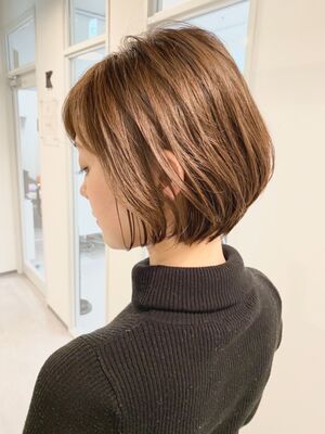 年秋冬 前下がりショートボブの新着ヘアスタイル 髪型 ヘアアレンジ Yahoo Beauty