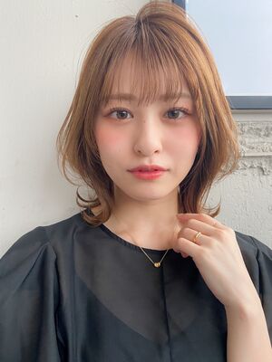 21年秋冬 外国人風パーマ ミディアムの新着ヘアスタイル 髪型 ヘアアレンジ Yahoo Beauty