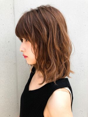 巻き髪 カール ミディアムの髪型 ヘアスタイル ヘアカタログ 人気順 Yahoo Beauty ヤフービューティー