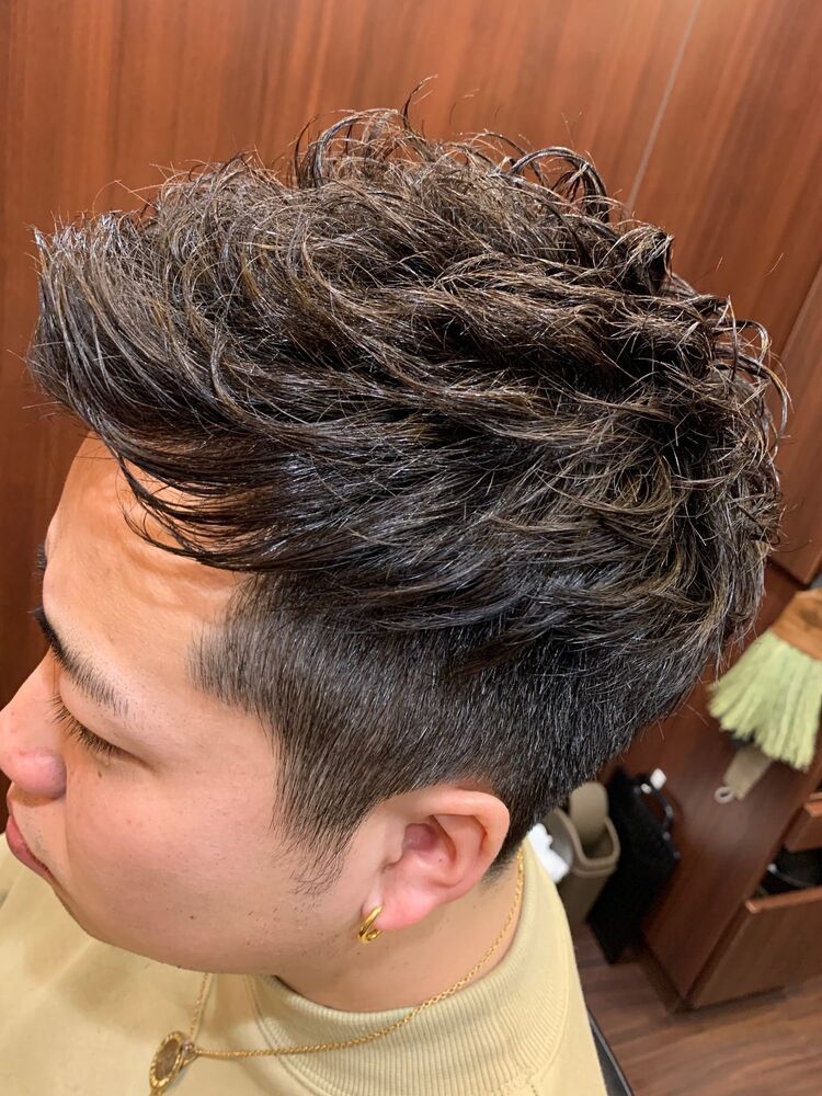 刈り上げ × アイロンパーマ｜HIRO GINZA 池袋東口店（ヒロギンザ イケブクロヒガシグチテン）小野大斗のヘアスタイル情報｜Yahoo