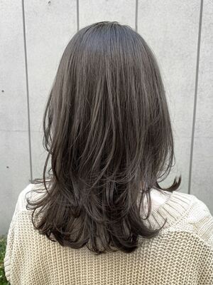 22年春 オリーブグレージュの人気ヘアスタイル 髪型 ヘアアレンジ Yahoo Beauty