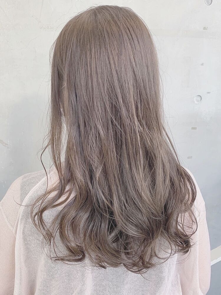 ミルクティーベージュ 透明感カラー ブリーチなし Acqua Aoyama アクア アオヤマ 岡田英美の髪型 ヘアスタイル ヘアカタログ情報 Yahoo Beauty ヤフービューティー