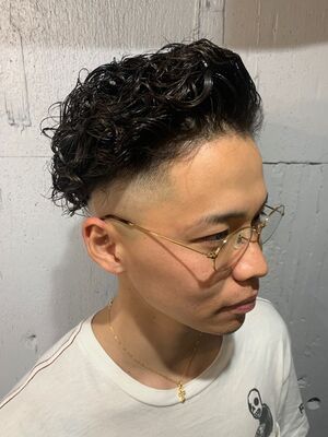 2020年秋冬 メンズ くるくるパーマの新着ヘアスタイル 髪型 ヘアアレンジ Yahoo Beauty