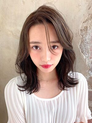 21年秋冬 かきあげ前髪 ミディアムの新着ヘアスタイル 髪型 ヘアアレンジ Yahoo Beauty