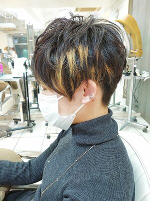21年秋冬 メッシュカラー ベリーショートの新着ヘアスタイル 髪型 ヘアアレンジ Yahoo Beauty