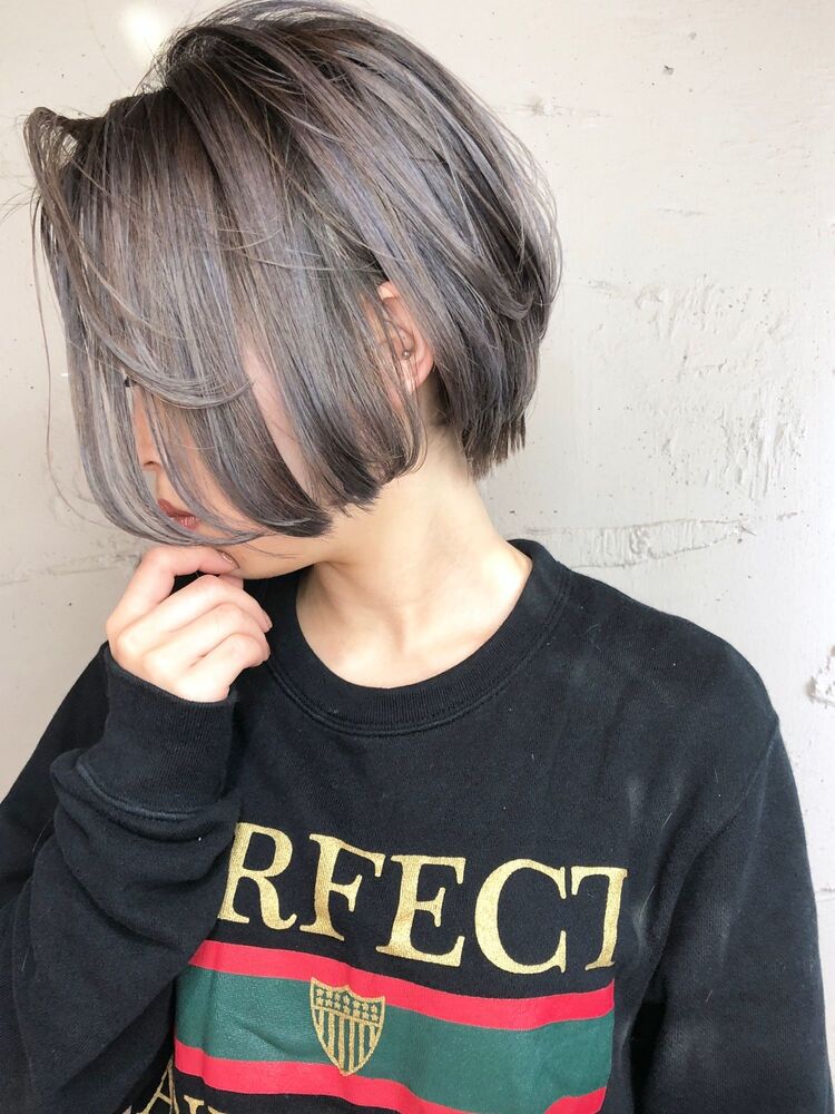 ハンサムショート グラデーショングレージュ Salowin 原宿 サロウィンハラジュク 小玉洋平 原宿 Salowinのヘアスタイル情報 Yahoo Beauty