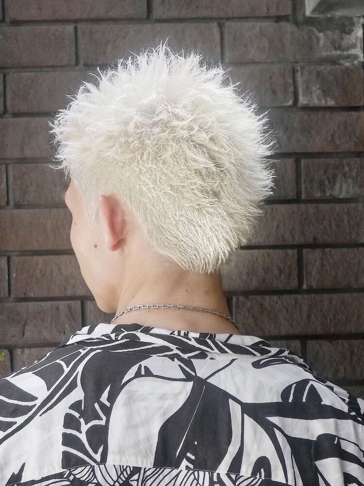 ホワイトブレイズアップバングショート Bruder ブルーダー 後藤ユースケのヘアスタイル情報 Yahoo Beauty