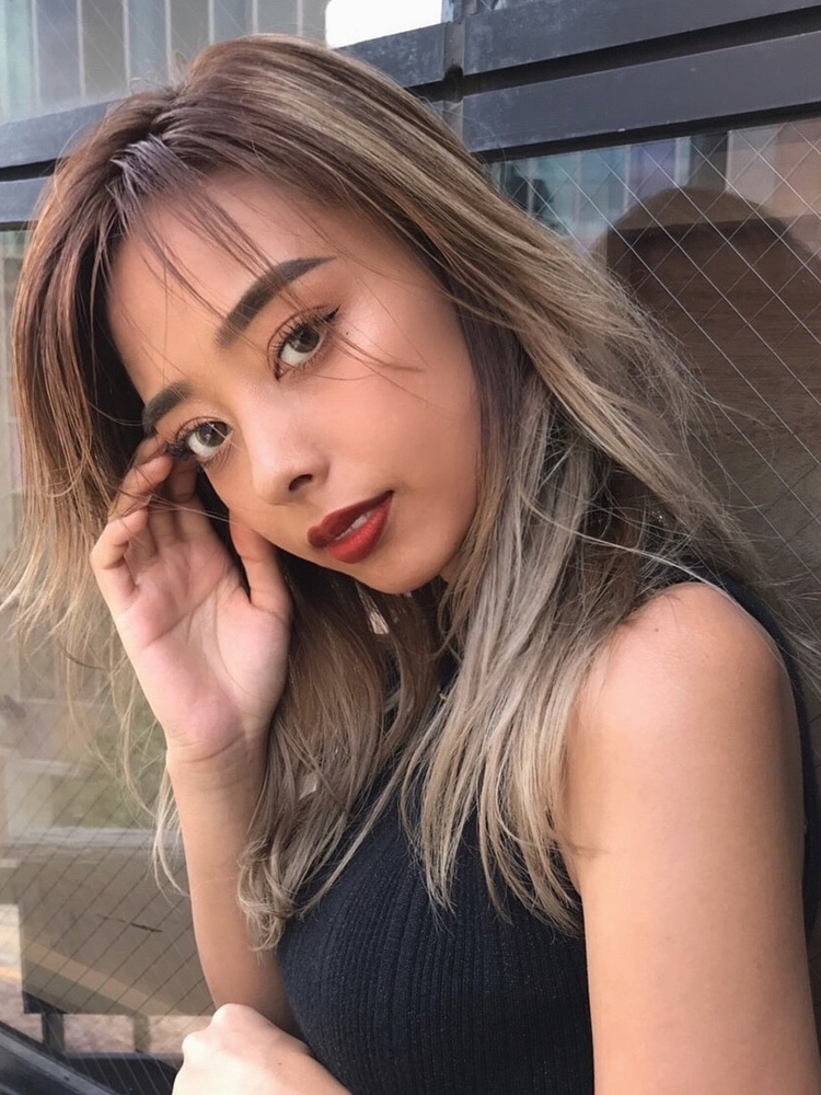 外人風バレイヤージュ レイヤースタイル L O G Shibuya2 ログ シブヤツー 沼口 高弘のヘアスタイル情報 Yahoo Beauty