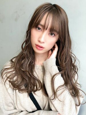 21年秋冬 ウルフカット ロングの新着ヘアスタイル 髪型 ヘアアレンジ Yahoo Beauty