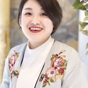 スタイリスト ヘアリゾート粋 銀座 佐藤佳奈 ヘアリゾート粋 Lima 銀座店 ヘアリゾートスイ リマ ギンザテン の美容師 ヘアスタイル情報 Yahoo Beauty