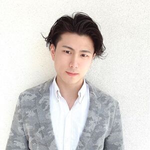 スタイリスト 荒井宏政 Blitz R Evolut ブリッツ レボルト の美容師 ヘアスタイル情報 Yahoo Beauty
