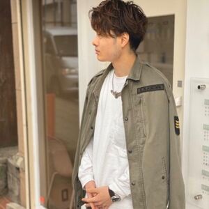 横浜 メンズヘア アップバングツーブロックショート 三代目 登坂広臣 ヘア ハイライト グレージュ Crea能見台 クレア ノウケンダイ Crea能見台 小上馬 淳司のヘアスタイル情報 Yahoo Beauty