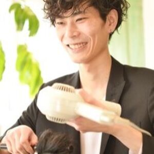 スタイリスト 和田光史 Viala 自由が丘 Viala ヴィアラ の美容師 ヘアスタイル情報 Yahoo Beauty