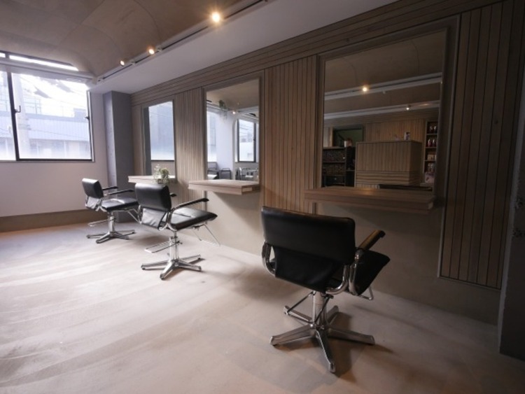 Hair Spa Likklemore 上野御徒町店 ヘアアンドスパリコモウエノオカチマチ 湯島 上野広小路の美容院 美容室 ヘアサロン情報 Yahoo Beauty ヤフービューティー