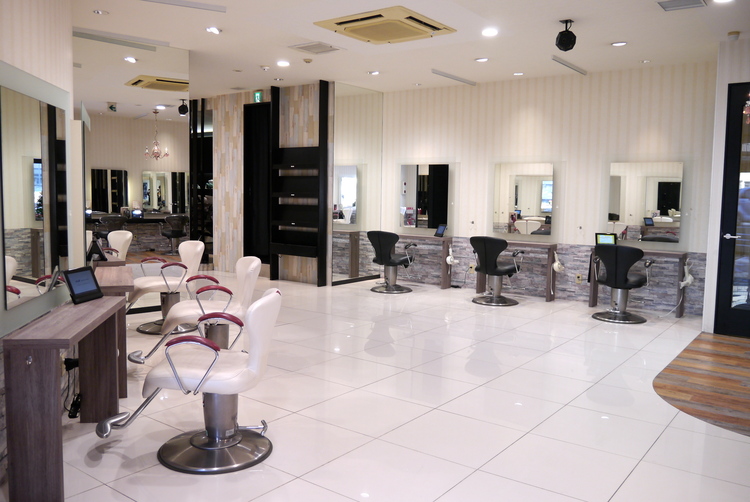 Earth 稲毛店 アース イナゲテン 稲毛 穴川 稲毛区の美容院 美容室 ヘアサロン情報 Yahoo Beauty ヤフービューティー