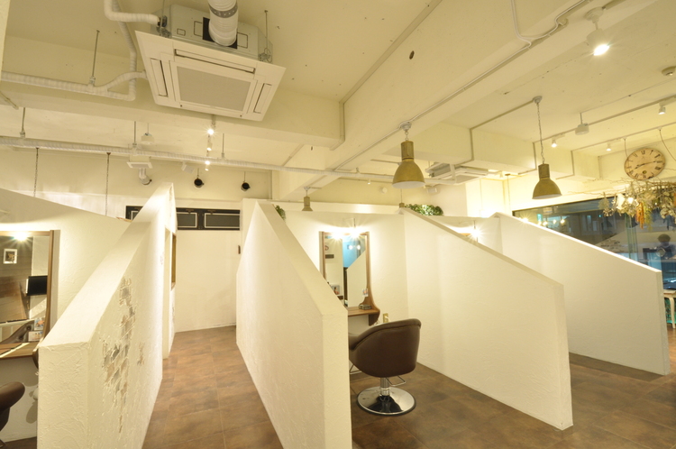 半個室型美容室Sourire 赤坂店【スーリール】の画像